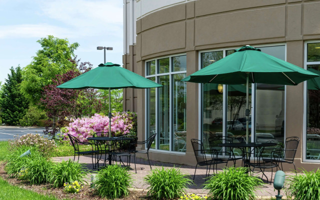 Hilton Garden Inn Newport News