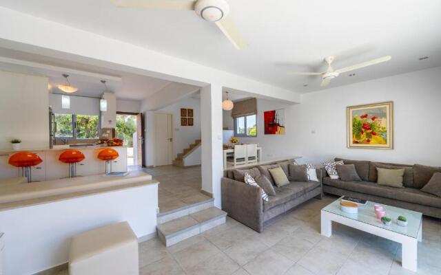 Azure Luxury Pool Villa