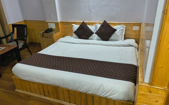 Hotel Kasol Inn