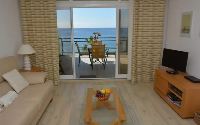 Atlantic view 1 - Apartment with ocean view & pool