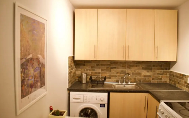 Welcoming 2 Bedroom Flat Near Fountainbridge