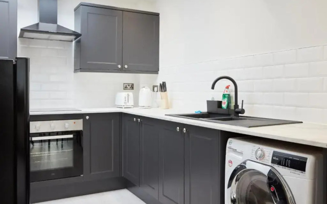 Wolfscote Apartment