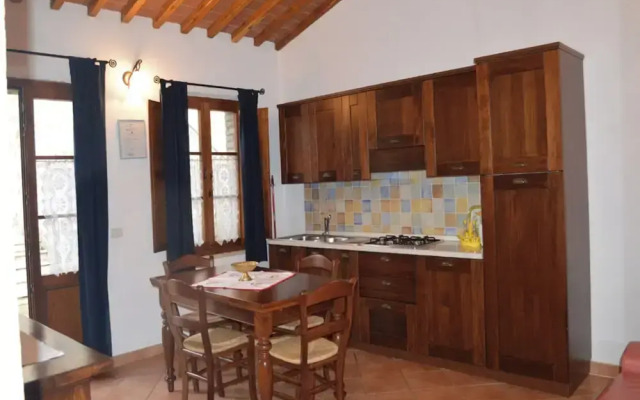 Rustic Style Flat With Swimming Pool