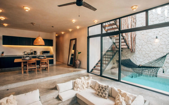 Round Villa Private Pool & Jungle rooftop 2A