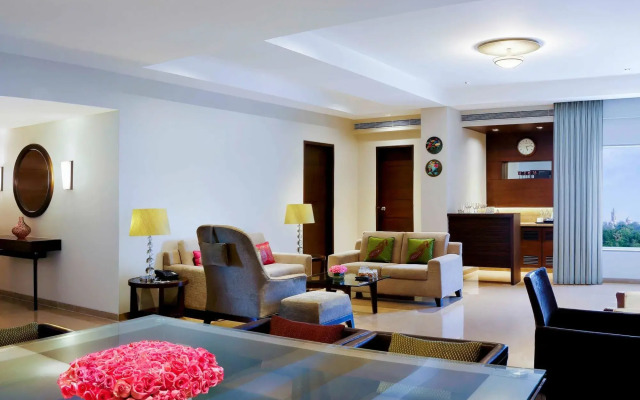 Grand Mercure Vadodara Surya Palace Hotel