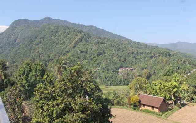 Mandhasativa Homestay