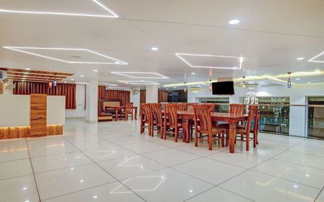 Capital O 63423 Hotel Regal Regency