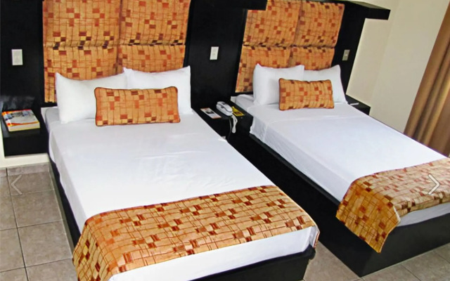Hotel Tropico Inn