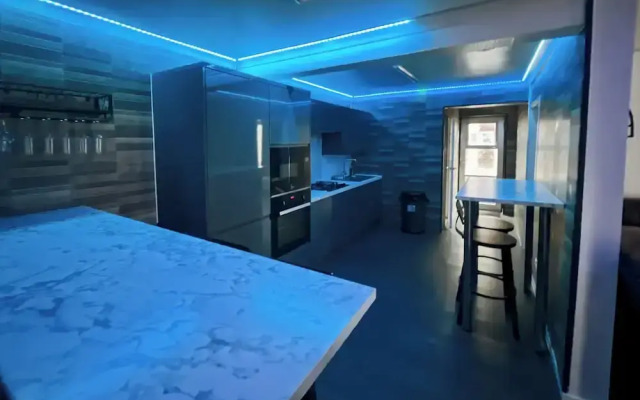 Perfect Couple Retreat To Relax With Hot Tub&sauna