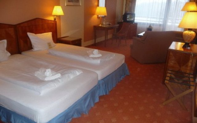 Hotel Am See Der Redderkrug