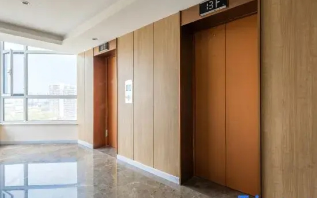 HanTing Premium Hotel (Handan New Century Plaza)