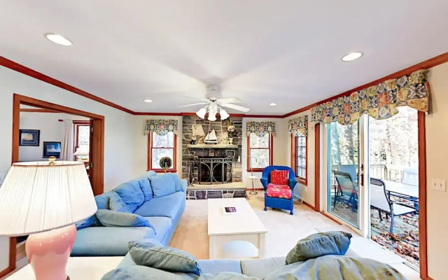 Cape Cod Bay - 4 Br Home