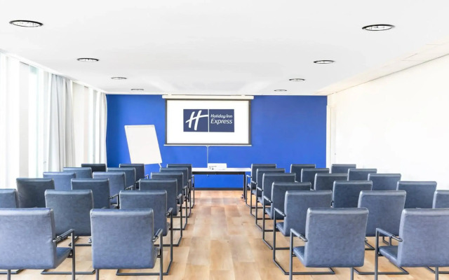 Holiday Inn Express Utrecht - Papendorp by IHG