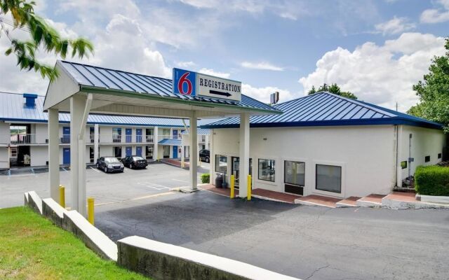 Motel 6 Atlanta - Chamblee Tucker