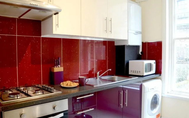 OYO Kings Cross Apartment