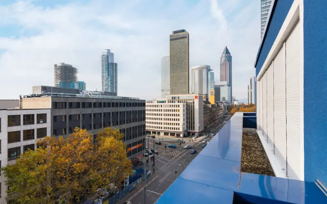 Numa Frankfurt Blau
