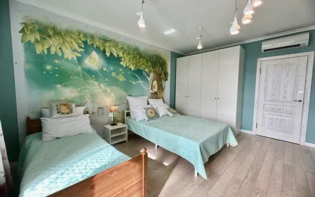 Апартаменты на Полтавском проезде 2