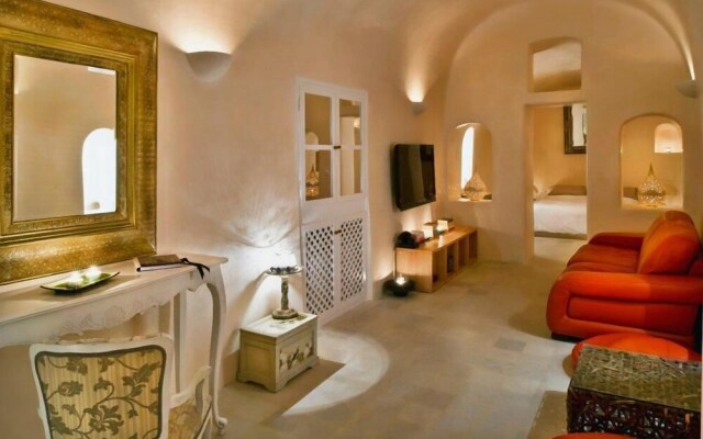 Anemi House & Villas