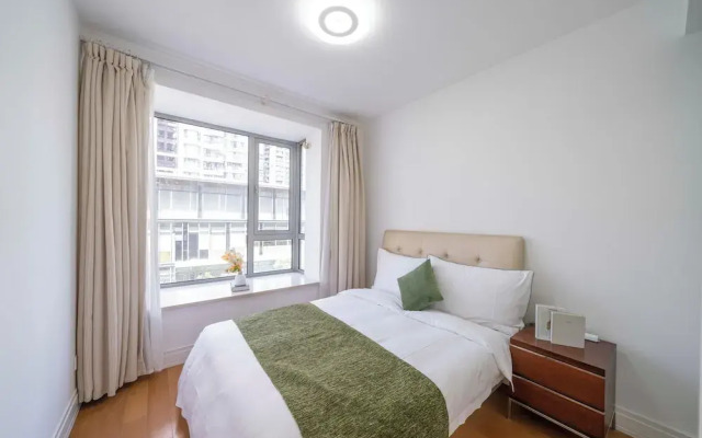 Tyms Stylish 3BR 2BA Apt Xujiahui Metro