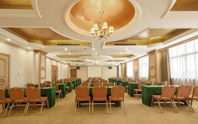 Vienna Hotel Shenzhen View Lake Park