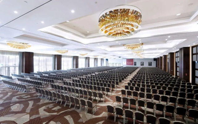 DoubleTree By Hilton Hotel & Conference Centre Warsaw