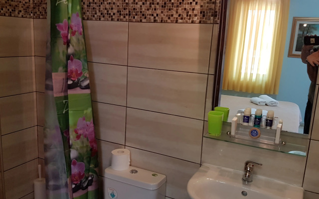 Hotel White Rose Beach