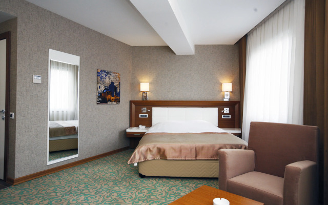 Selcuk Hotel Sems-i Tebrizi
