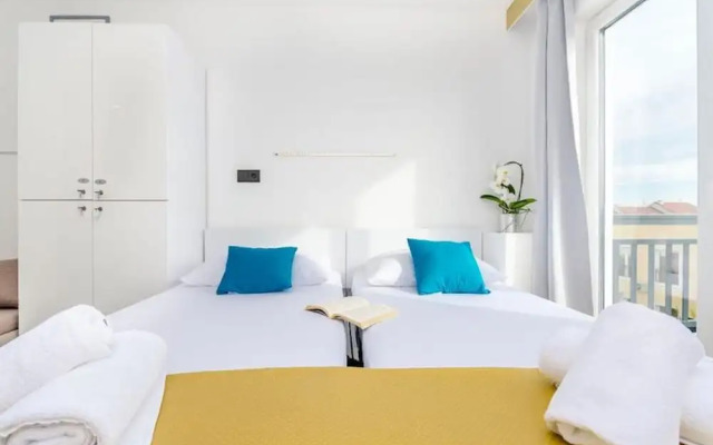 Room-all Saints Suites B&b Kastela - Dou