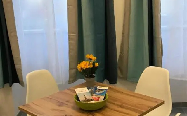 Saralo Apartments 1050