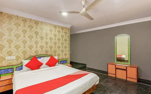 S.V. Dazzle Lodge