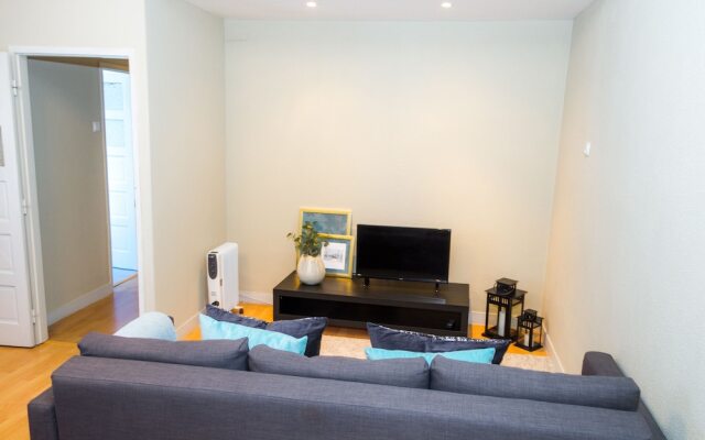 Liiiving In Porto -Boavista Casa Da Música