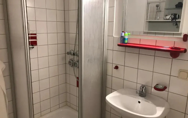 Apartmenthaus Zentrum Komfort Apartments mit Miniküchen verschiedener Größen