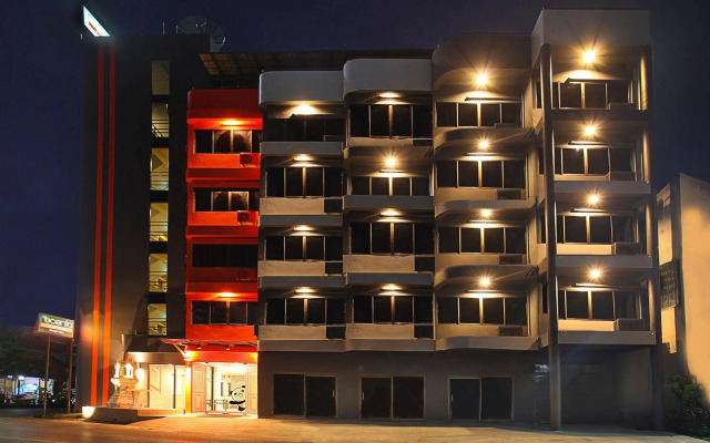 Recenta Style Phuket Town