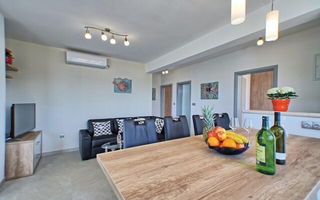 Awesome Home in Blato With Wifi and 6 Bedrooms