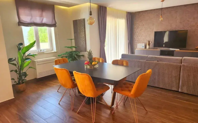 Villa Calypso Royal Apartment