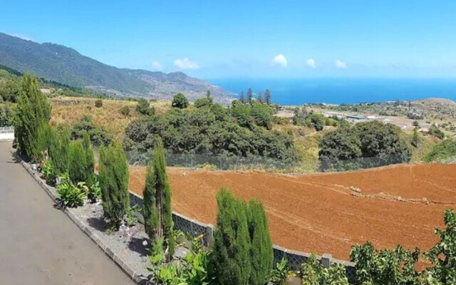 Tranquil Mansion in Tegueste With Terrace