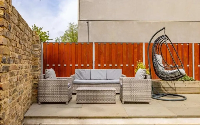 The Hackney Secret - Stylish 2bdr House With Garden, London