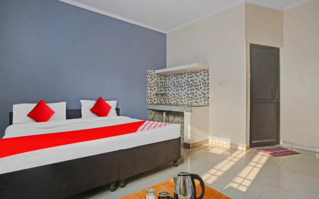 OYO 80647D Hotel Dreamland Residency