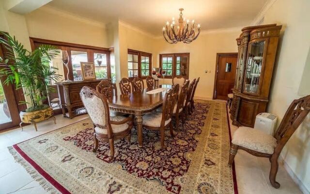 8BR 9BA Barranca Villa by ASVR