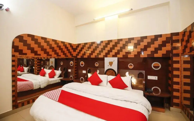 OYO 24006 Hotel Him Regency