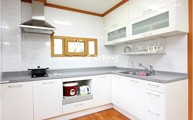 Gangneung Sunrise Pension