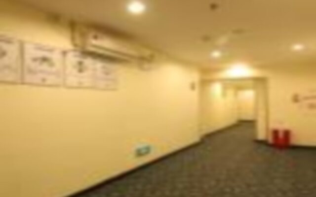 7 Days Inn Shanwei City Government Branch