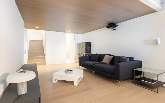 Sea-view Penthouse Spa in Portopiccolo