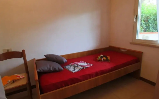 Scenic Holiday Home in Giannella near Beach