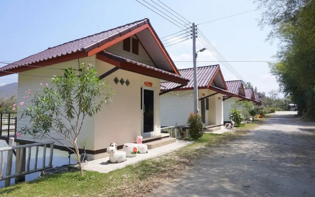 Kiang Phu Resort Camping