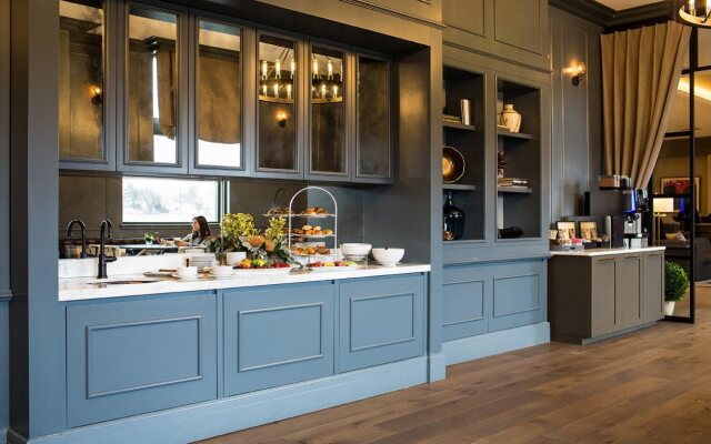 Delamar West Hartford