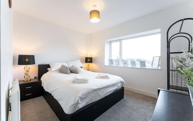Beautiful Apartment Worcester - Amazing Location Parking