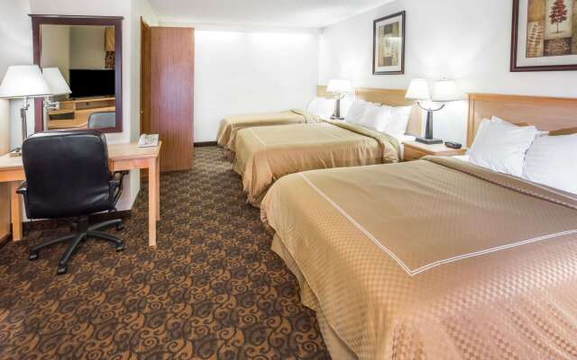 Super 8 By Wyndham Monteagle Tn