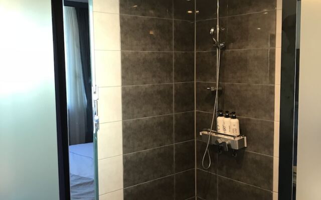 Carino Hotel