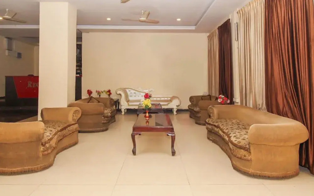 OYO 7343 Al Shareef Palace